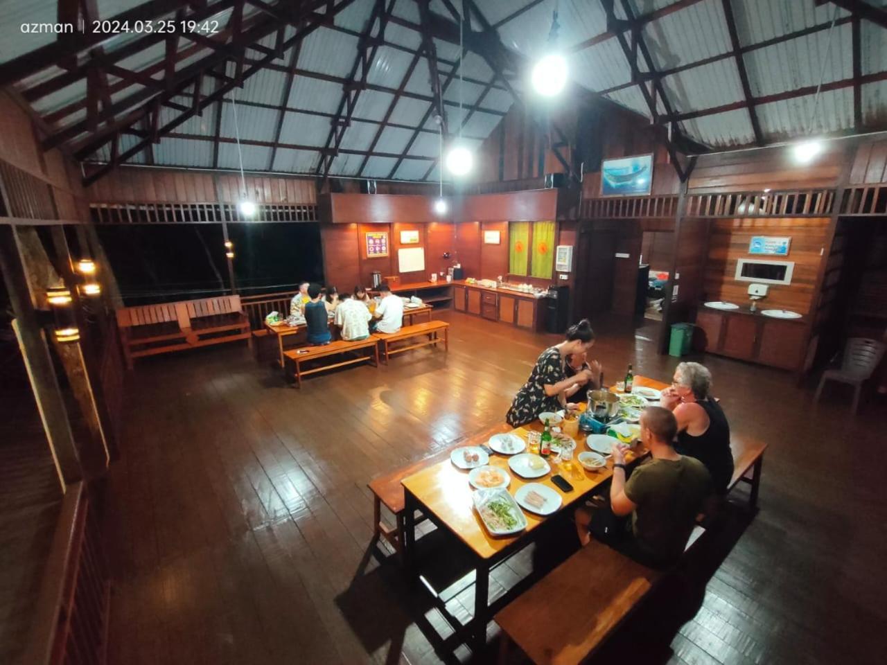 Maratua Dive Center And Lodge Maratua Island Экстерьер фото