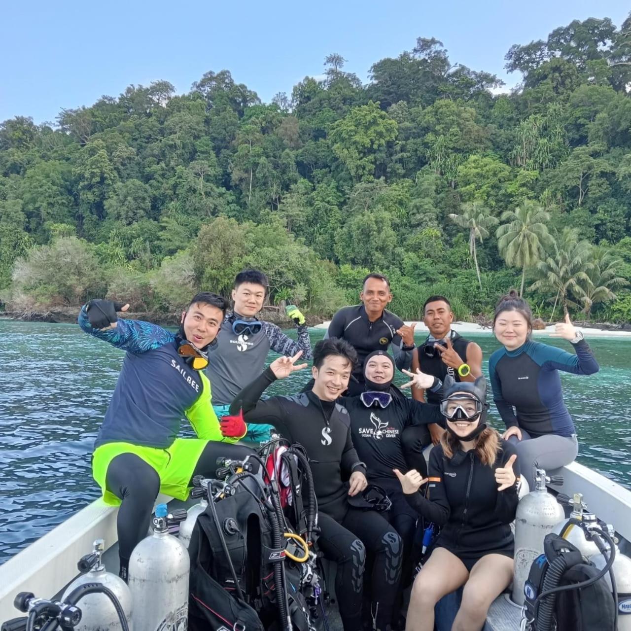 Maratua Dive Center And Lodge Maratua Island Экстерьер фото