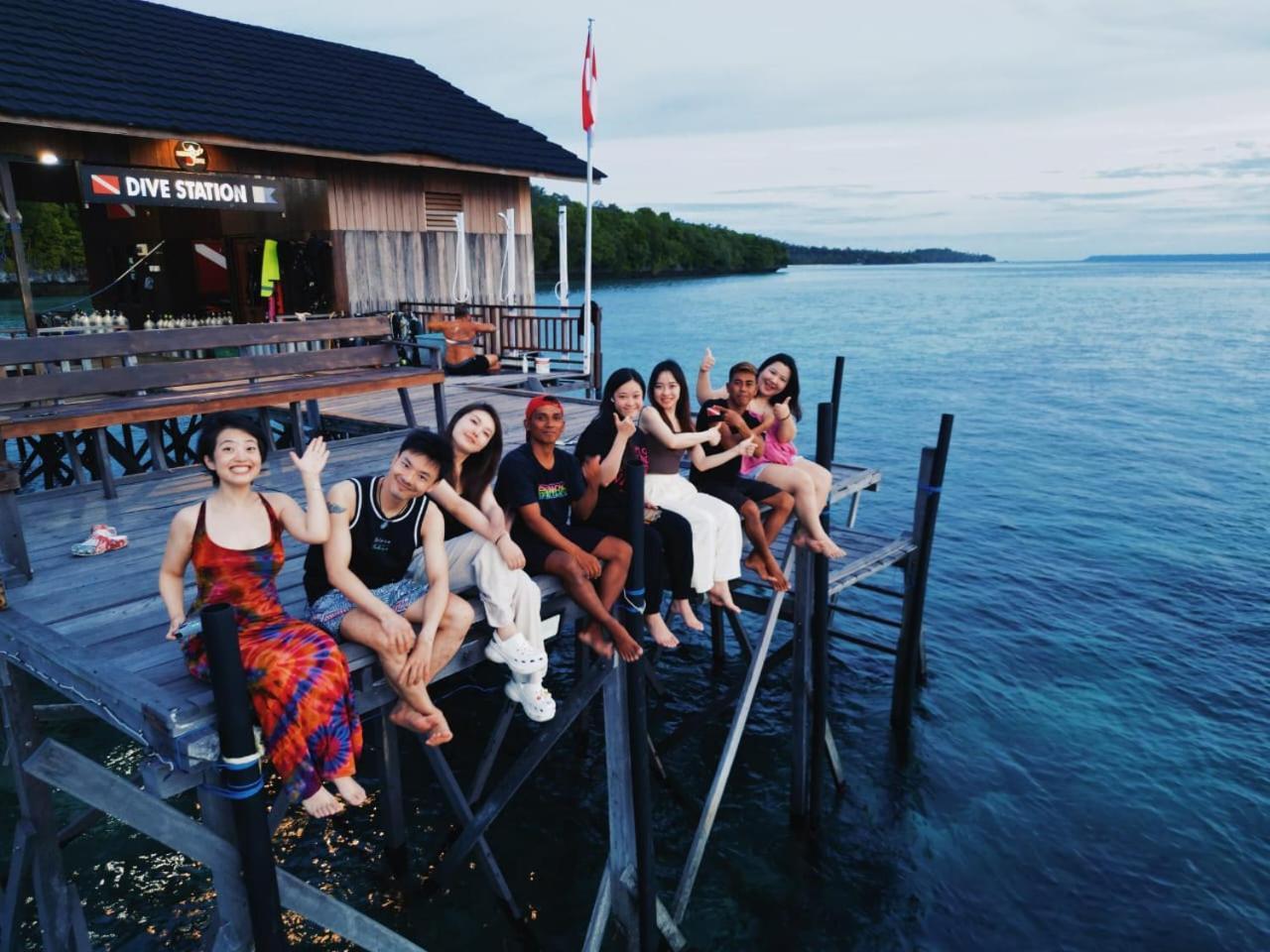 Maratua Dive Center And Lodge Maratua Island Экстерьер фото